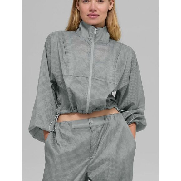 ALO YOGA Game Time Full Zip Jacket Cropped Lunar Grey Size Medium NWOT - Picture 1 of 7